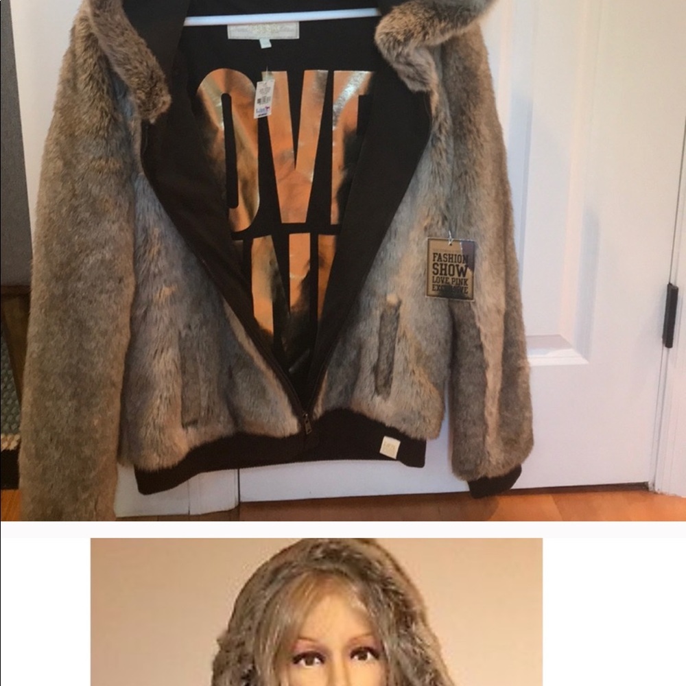 In search of this jacket I absolutely love it 😍